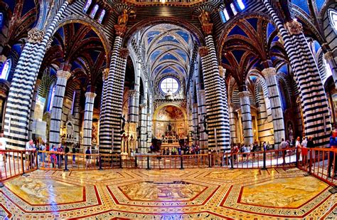 Duomo di Siena: Uma Maravilha Gótica que Desafiará Sua Imaginação!